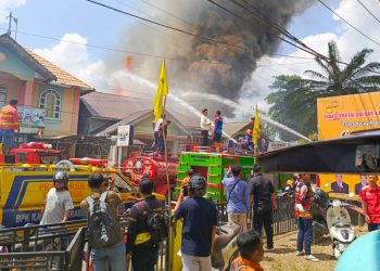 Kebakaran di Barabai Darat, 2 Rumah Jadi Arang