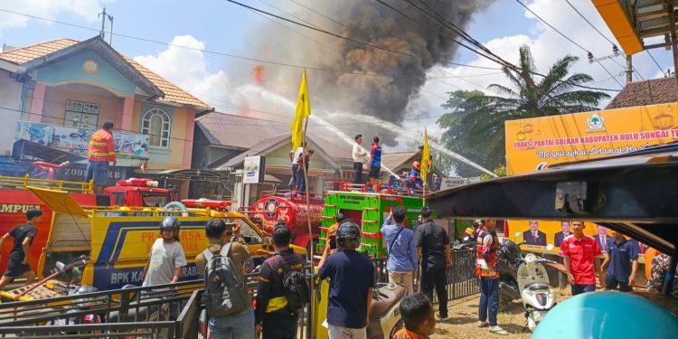 Kebakaran di Barabai Darat, 2 Rumah Jadi Arang