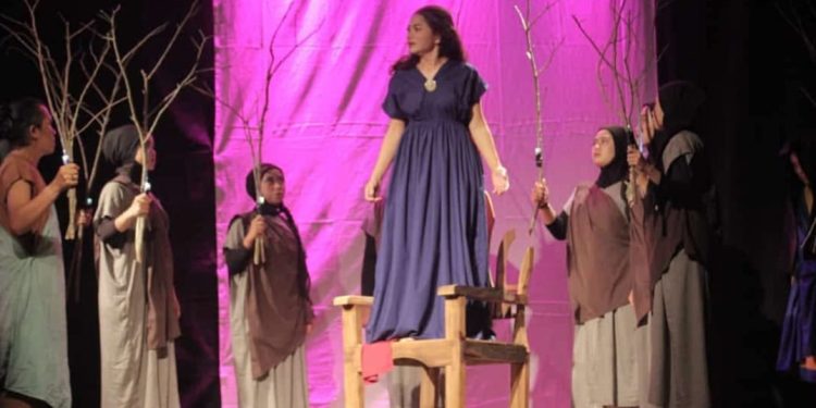 Ayo, Saksikan Festival Teater Bahasa Banjar di Taman Budaya