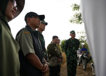 Dirjen Lahan dan Irigasi Kementerian Pertanian Tinjau Polder di HST