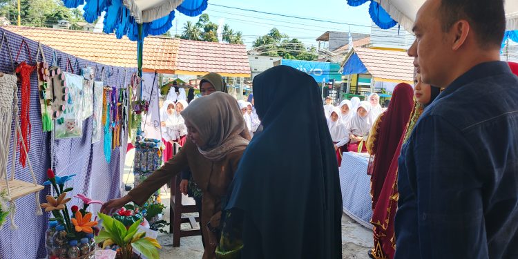 Semarak Budaya Lokal Warnai Gelar Karya P5 SDN 2 Dirgahayu