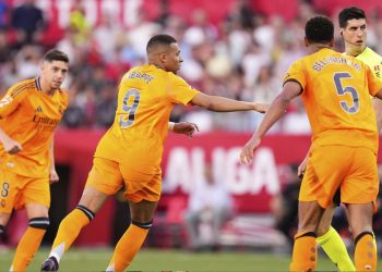 Sevilla Vs Madrid: El Real Kalahkan 9 Pemain Los Palanganas 2-0