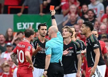 Liverpool vs Arsenal: Merino Kartu Merah, Skor Imbang 2-2