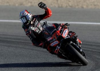 MotoGP Inggris Penuh Drama: Bezzecchi Menang, Marquez Ketiga