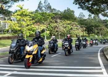 Tips Memilih Oli Skutik Biar Touring Jarak Jauh Lancar