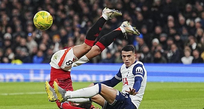 MU dan Tottenham Sama-sama Bapuk, Butuh Juara Liga Europa