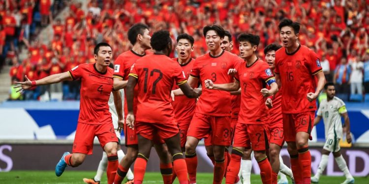 Pemain Naturalisasi China Ini Sesumbar Bakal Permalukan Timnas Indonesia di SUGBK