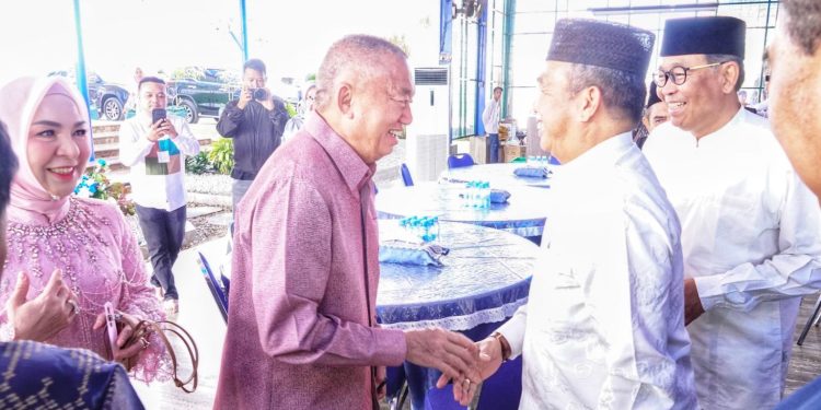 Kebersamaan Gubernur Kalsel Bersama Keluarga dan Jajaran Forkopimda di Momen Idul Adha