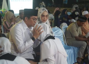 Momen Haru saat Bupati Tanbu Menghadiri Pelepasan Santri Ponpes Al-Istiqamah Mantewe, Ada Apa?