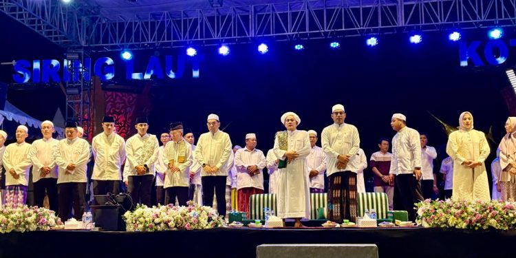 Hadirkan Guru Udin Samarinda, Peringatan Harjad Ke-75 Kotabaru Diisi Tabligh Akbar dan Sholawatan