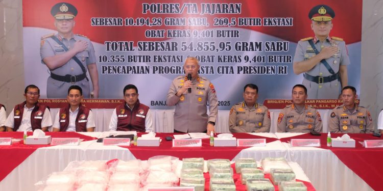 Polda Kalsel Gagalkan Peredaran 54,8 Kilogram Sabu dan Ribuan Pil Ekstasi