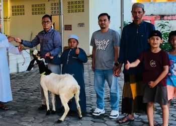Sambut Idul Adha, Citimall Kuala Kapuas Bagikan Hewan Qurban untuk Masyarakat