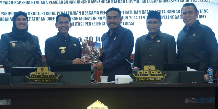 Pemko dan DPRD Sepakati Sejumlah Raperda, Yamin: Kebijakan Harus Berdampak Nyata bagi Masyarakat
