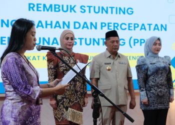 Samsul Rizal dan Deni Era Yuliyantie Dikukuhkan sebagai Ayah dan Ibu Genre