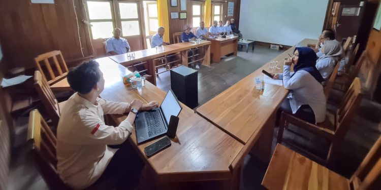 BPJS Ketenagakerjaan Sosialisasikan Aplikasi JMO kepada Karyawan PT Inhutani Pulau Laut FGS