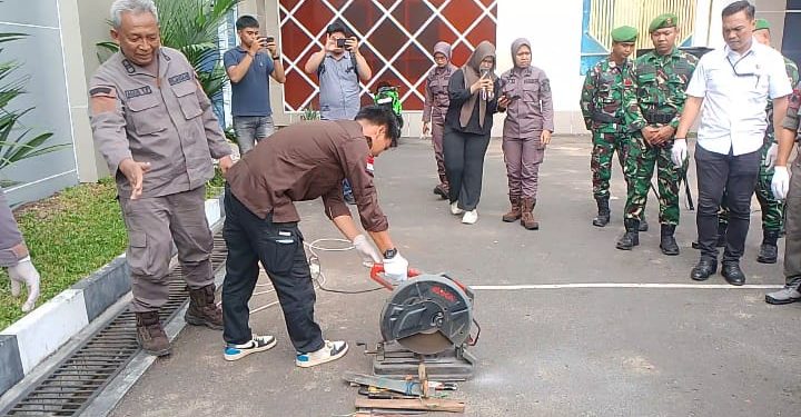 Kejari Kapuas Musnahkan 151,13 Gram Sabu dan Ribuan Obat Terlarang