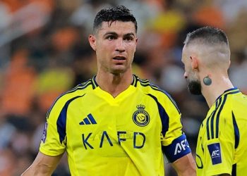 Bertahan di Al Nassr, Ronaldo Dapat Gaji Rp3,7 Triliun Per Tahun?