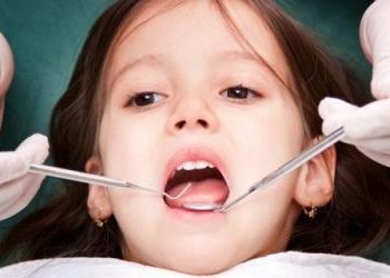 5 Fakta Penting Kesehatan Gigi Anak yang Sering Diabaikan, Waspada Infeksi Moms!