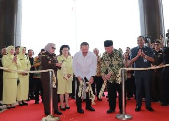 Gubernur Kalsel Dampingi Jaksa Agung Resmikan Kantor Kejati Kalsel