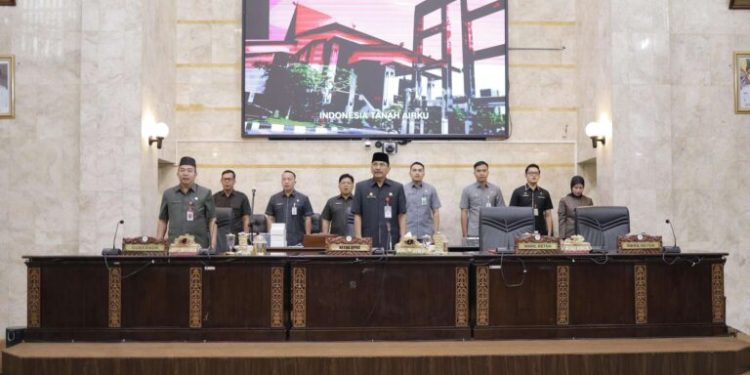 Seluruh Fraksi DPRD Kalsel Sepakat Lanjutkan Pembahasan Raperda Perubahan APBD 2025