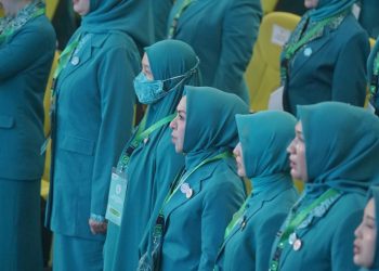 Hj Fathul Jannah Hadiri Hari Kesatuan Gerak PKK dan Rakernas X PKK di Samarinda