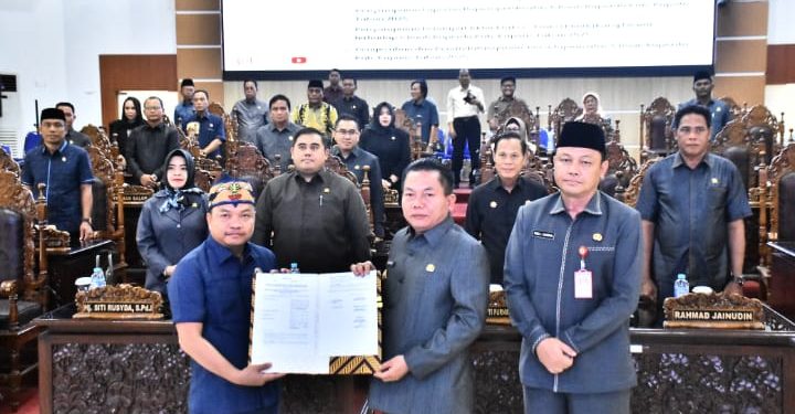 Tok! DPRD Kapuas Sahkan 6 Raperda