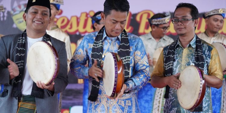 Festival Manopeng Banyiur, Simbol Identitas Budaya Banjar