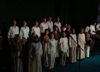 Gitara: di Balik Panggung, di Antara Hujan, dan Nyala Semangat Sanggar Seni Demokrat