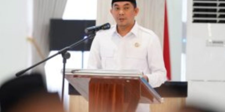 Terbitkan SE, Bupati Tanbu Ajak Seluruh Ayah Berpartisipasi Aktif Dalam Kegiatan Hari Pertama Sekolah