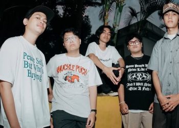 Pendewasaan Secara Materi, Nevra Rilis Single Contrive/Distraction