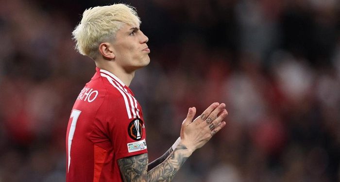 Presiden Napoli Cemooh MU soal Garnacho