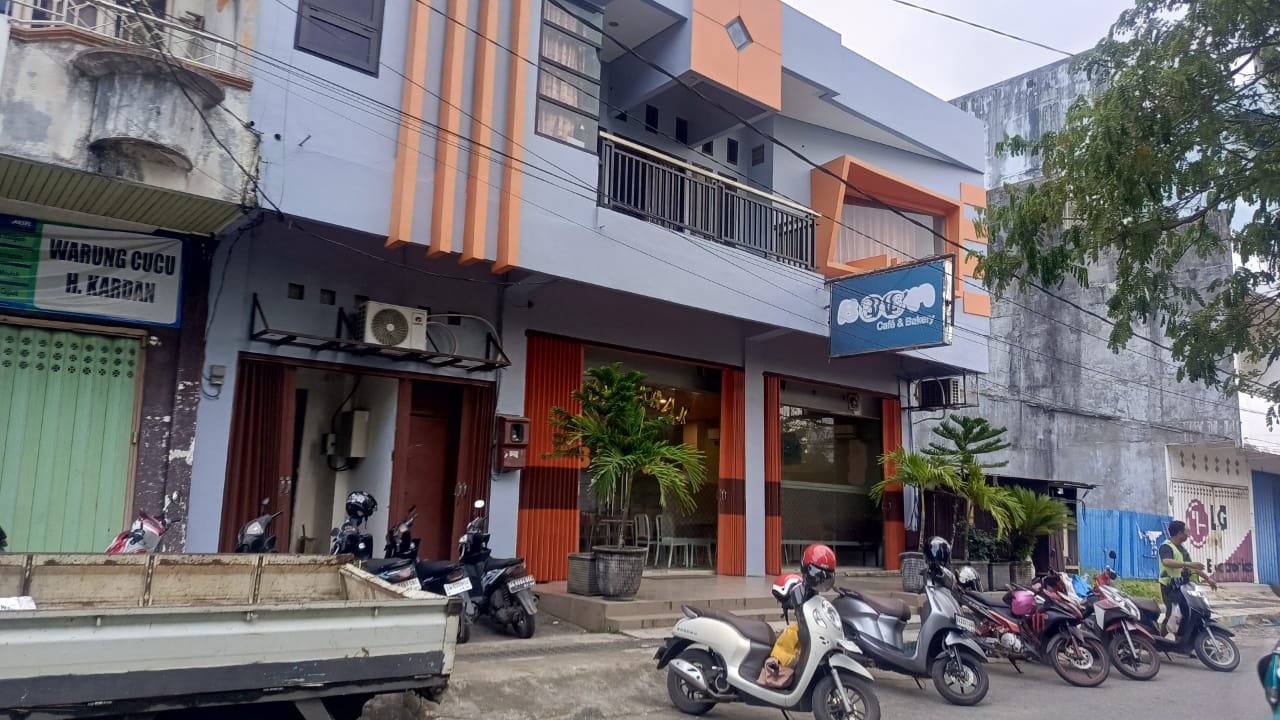 Owner Boom Cafe and Bakery Bantah Jual Produk Berbahan Non Halal