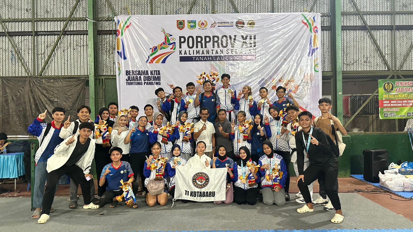 Taekwondo Kotabaru Rebut 16 Medali di Porprov XII Kalsel, 3 Diantaranya Medali Emas