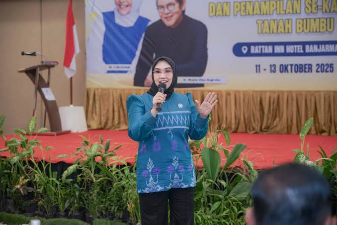 Bimtek PKK Tanah Bumbu : Dari Etika Kepemimpinan Andi Irmayani hingga Kupas Tuntas Bersama dr Boyke dan dr Lula Kamal