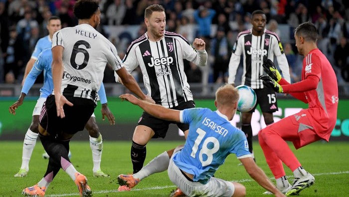 Hasil Liga Italia: Duel Sengit, Lazio Hajar Juventus