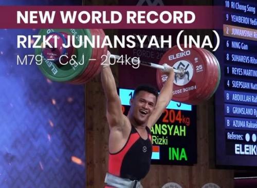 Rizki Juniansyah Rebut 2 Emas Kejuaraan Dunia 2025