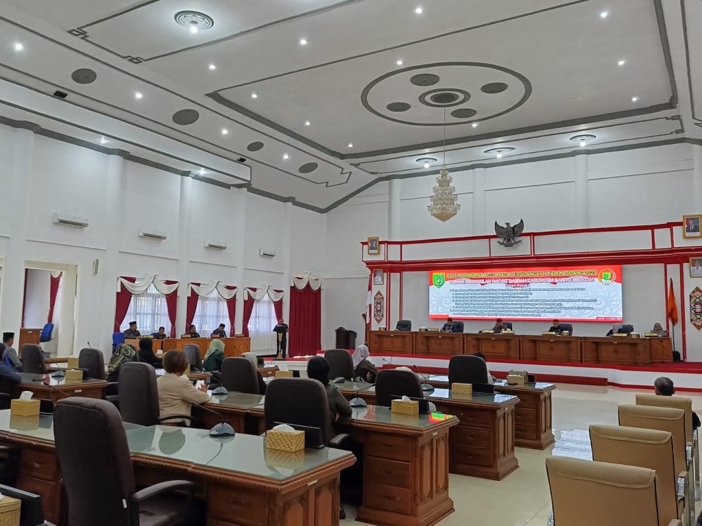 Tiga Fraksi DPRD Barsel Sepakat Empat Raperda Dibahas ke Tahap Berikutnya