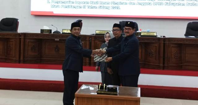 Wabup dan DPRD Barsel Tandatangani Kesepakatan Bersama