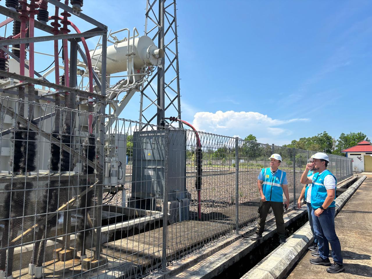 Semangat Hari Pahlawan, PLN Teguhkan Komitmen Menjaga Terang Negeri melalui Program Care for Asset