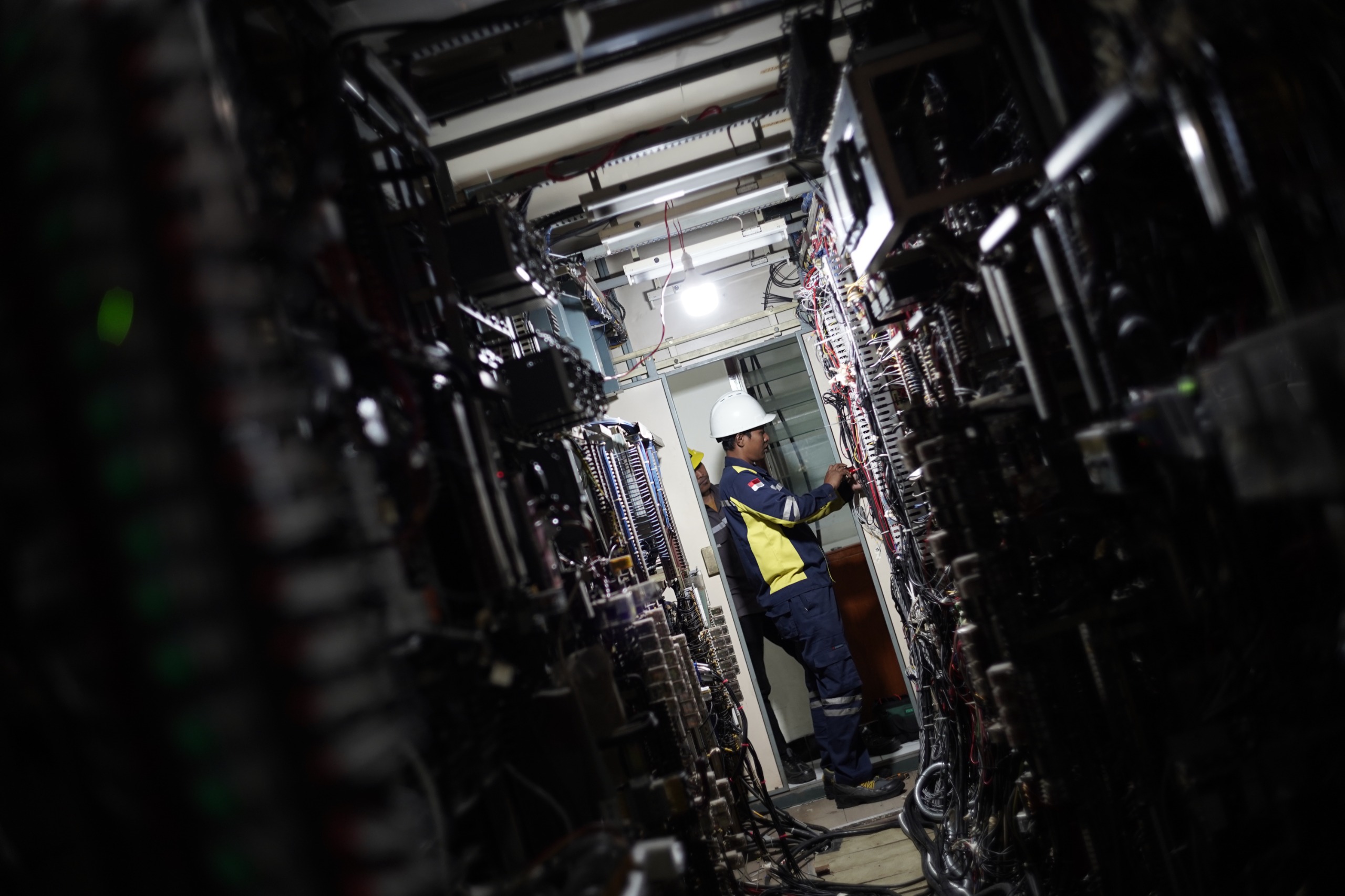 Sambut Hari Pahlawan, PLN Tingkatkan Keandalan Sistem Kelistrikan di Kalsel dan Kalteng