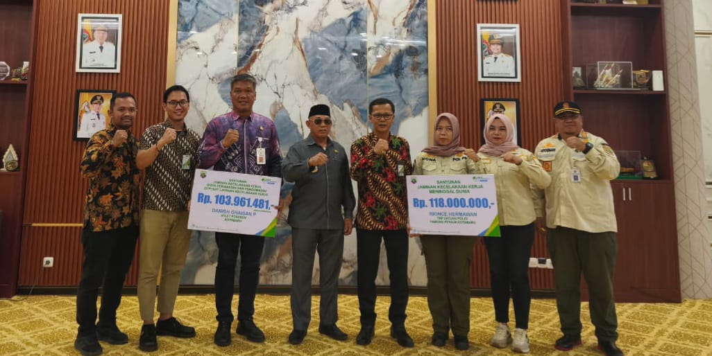 Santunan untuk Atlet Porprov dan Anggota Satpol PP di Kotabaru