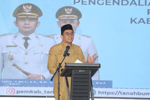 Bupati Andi Rudi Latif Tekankan Penguatan Tata Kelola Pemerintahan yang Bersih, Efektif, dan Melayani Masyarakat