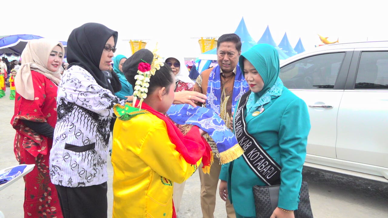 IGTKI-PGRI, HIMPAUDI, dan IGRA Kotabaru Gelar Gebyar Hari Ibu 2025