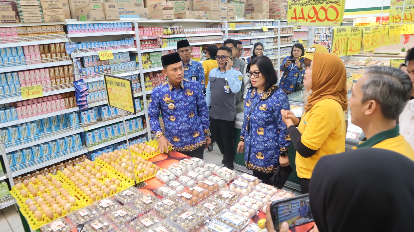 Siaga Inflasi, Walikota Monitor Harga dan Stok Pangan Jelang Nataru dan Haul Sekumpul