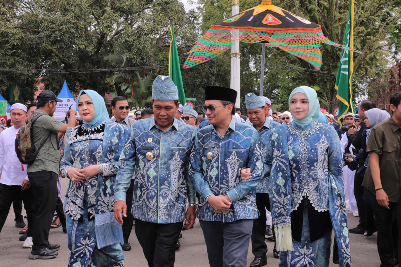 Puncak Peringatan Harjad Ke-75 HSS, Wagub Kalsel Disambut Sinoman Hadrah