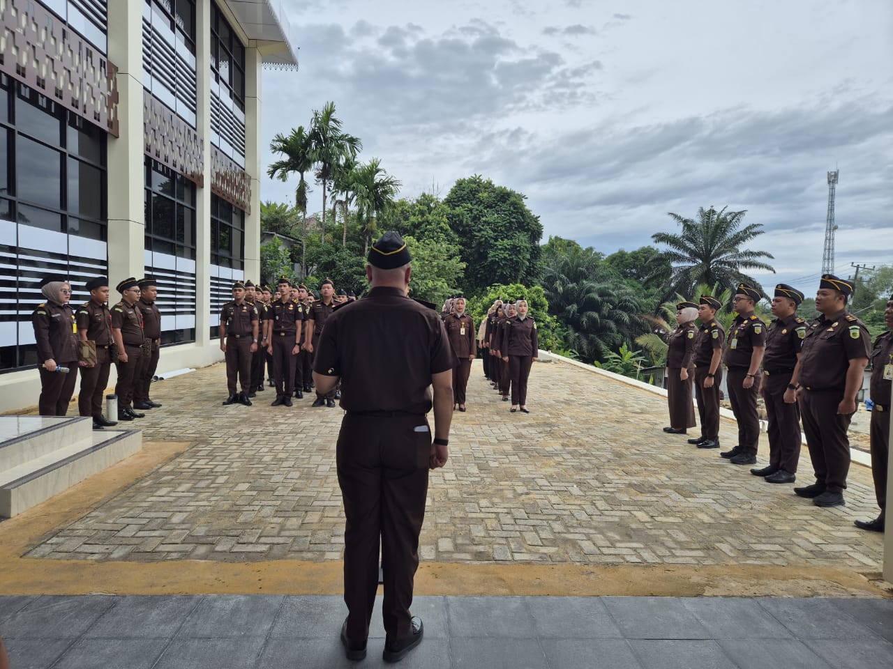 Kejaksaan Negeri Kotabaru Gelar Upacara Peringatan HAKORDIA 2025
