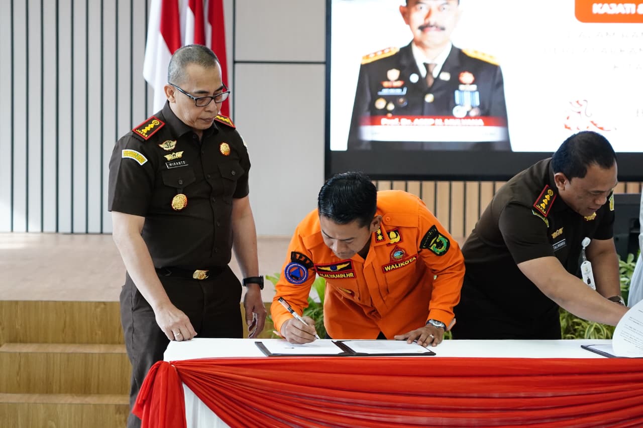 Sinergi Pemko Banjarmasin dan Kejati Kalsel dalam Implementasi Pidana Kerja Sosial