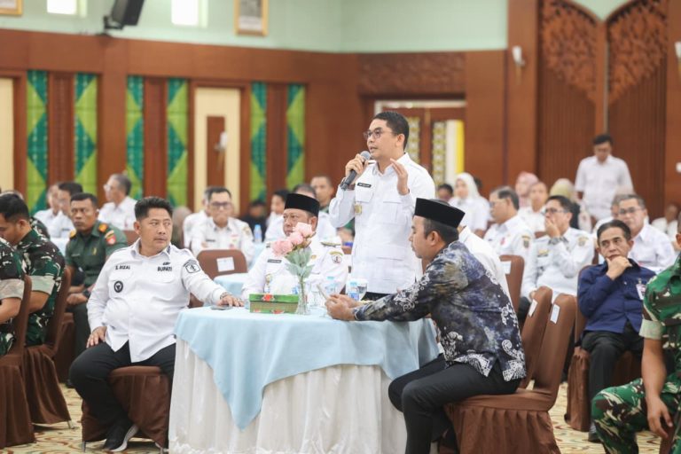 Bupati Andi Rudi Latif Teken Kesepakatan, Tegaskan Dukungan Pembangunan Makodam di Kalsel
