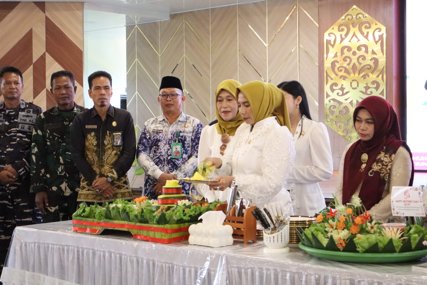 Bupati Kotabaru Tegaskan Peran Strategis Perempuan dalam Pembangunan Daerah