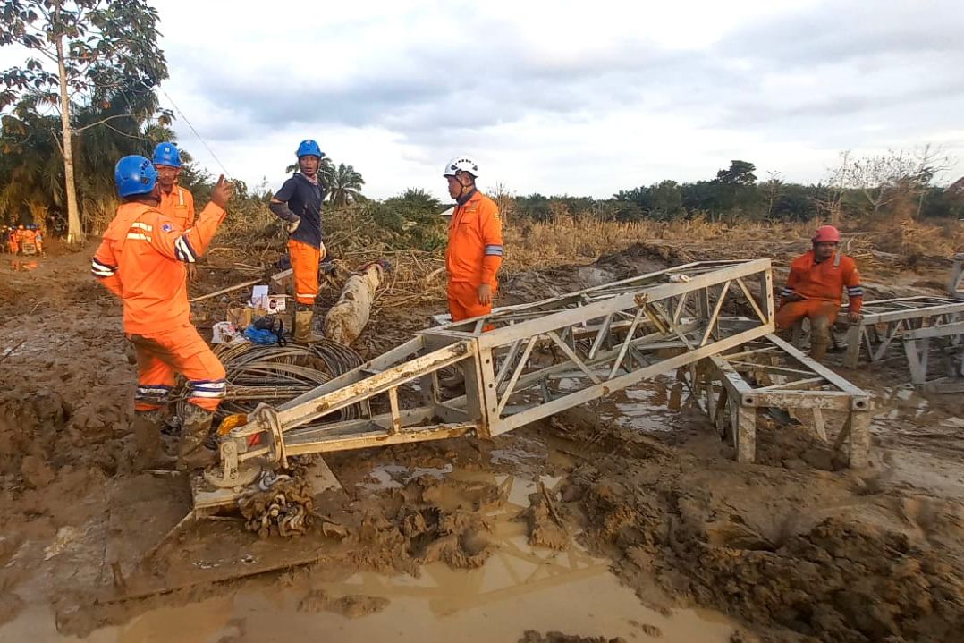 PLN Terus Kebut Siang Malam Perbaiki Jalur Listrik Langsa-Pangkalan Brandan